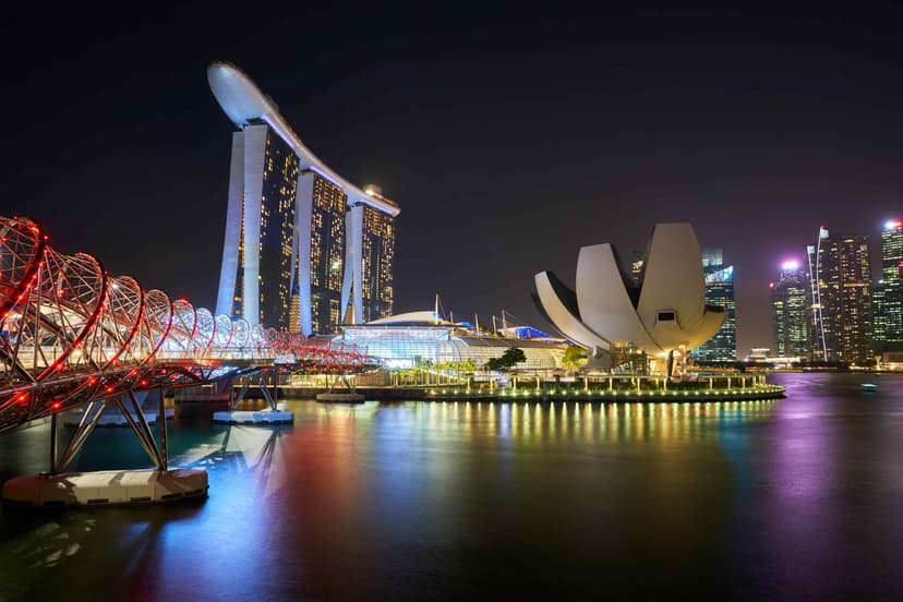 Immerse yourself in Singapore's unique culture, lush greenery, and stunning architecture with our 5-day tour. This well-planned package offers an unforgettable international vacation, covering top attractions like Sentosa Island, Singapore Zoo, Universal Studios, and more. Enjoy a dream holiday in Singapore with plenty to see and do!